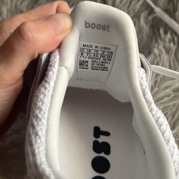 Adidas Ultraboost DNA - Picture 4 of 4
